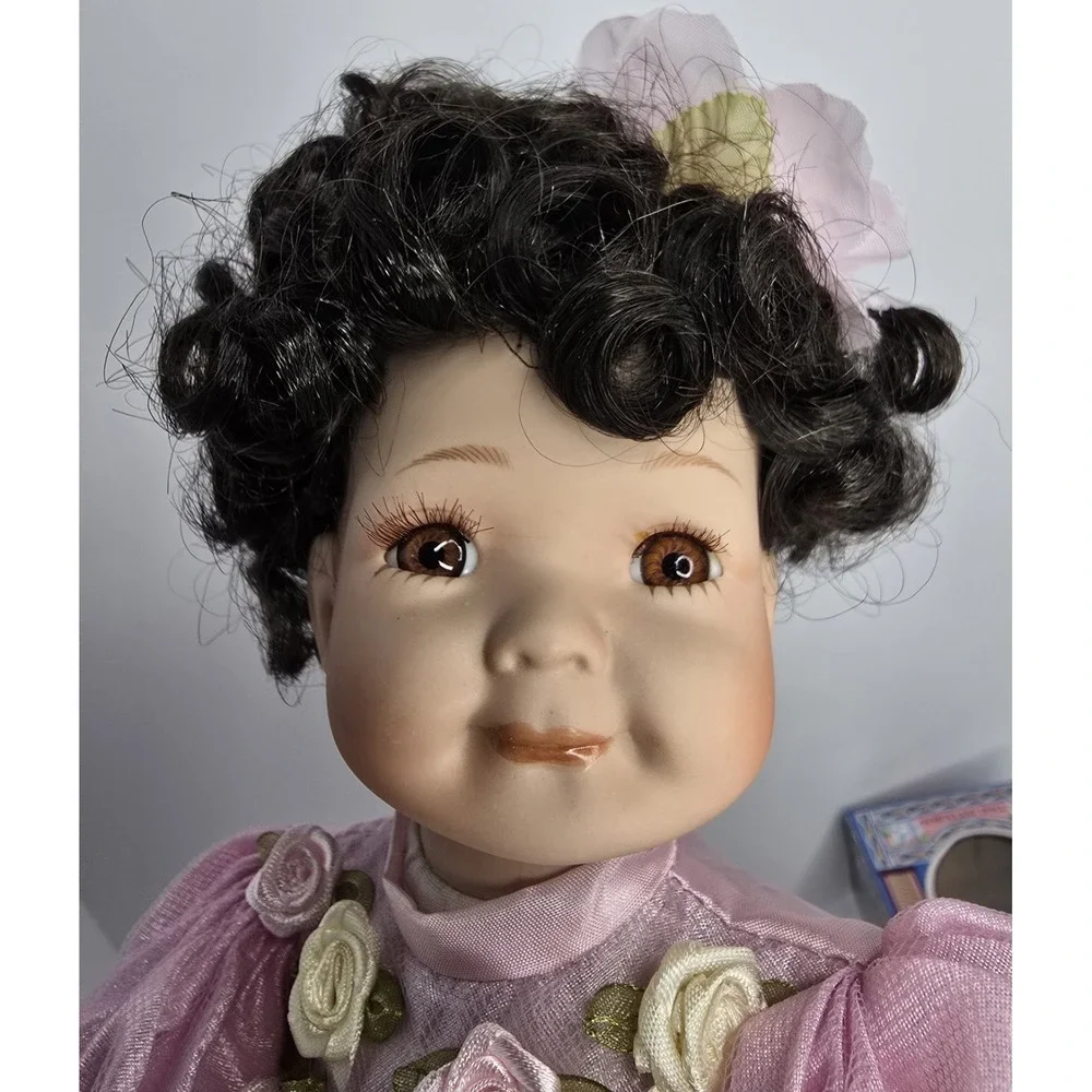 Cathay‎ Collection Porcelain Doll 